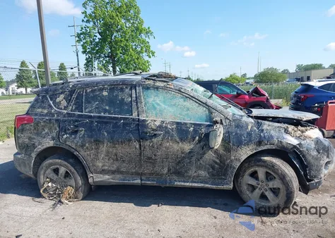 2015 Toyota Rav4 Xle из США, поврежденный, VIN 2T3RFREV5FW246853